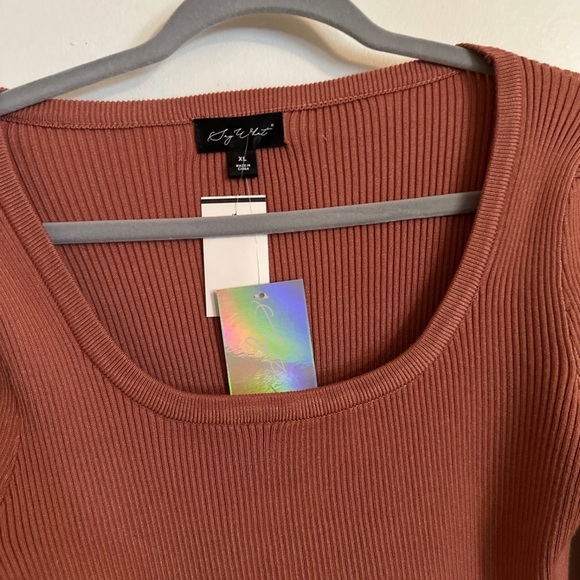 Cropped long sleeve shirt - Picture 2 of 3